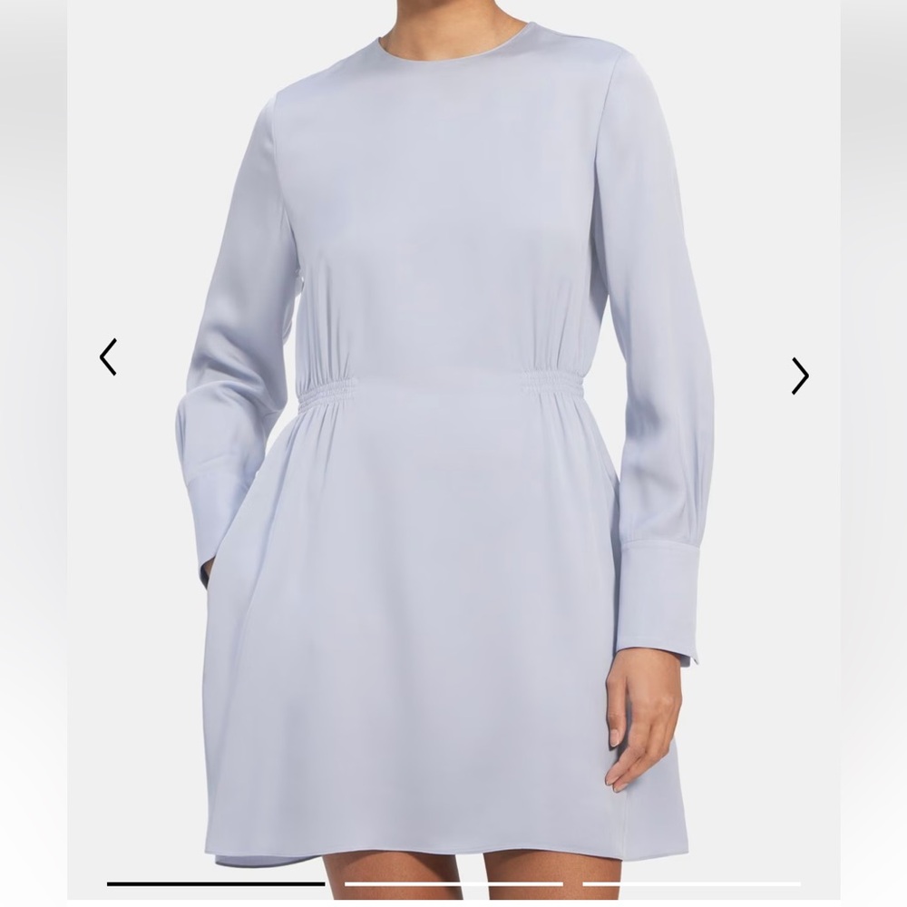 Theory Lucillia Dress in Silk Georgette, Size 0, Navy Pattern.